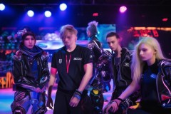 英雄联盟全球总决赛LPL赛区资格赛：JDG战队凭借出色团队配合与战术执行力强势晋级